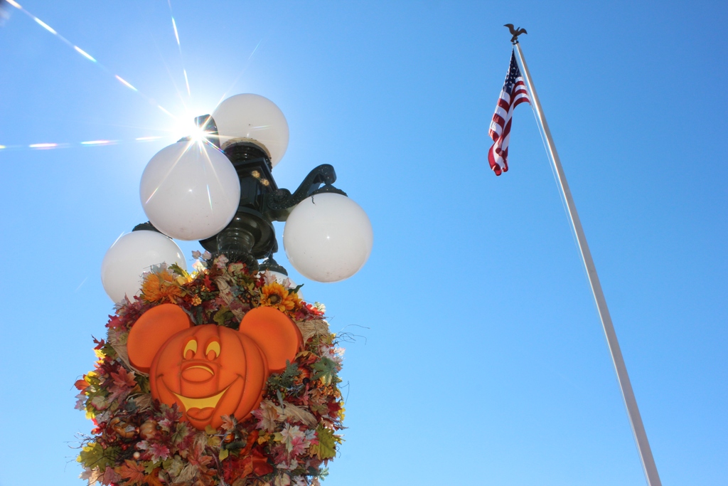 Lightpost%20MNSSHP.JPG